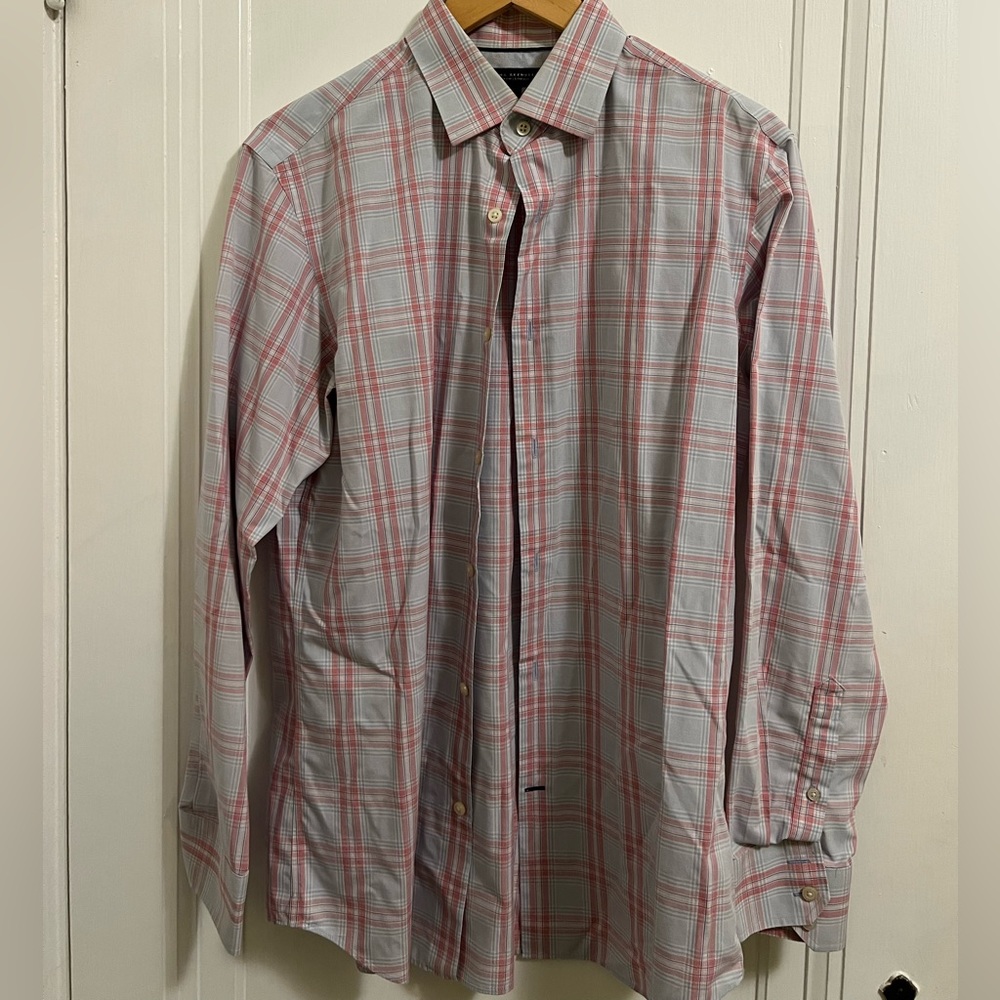 NWOT Banana Republic Non-Iron Dress Shirt!